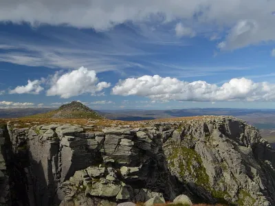 Lochnagar, 1156m Munro in Cairngorms