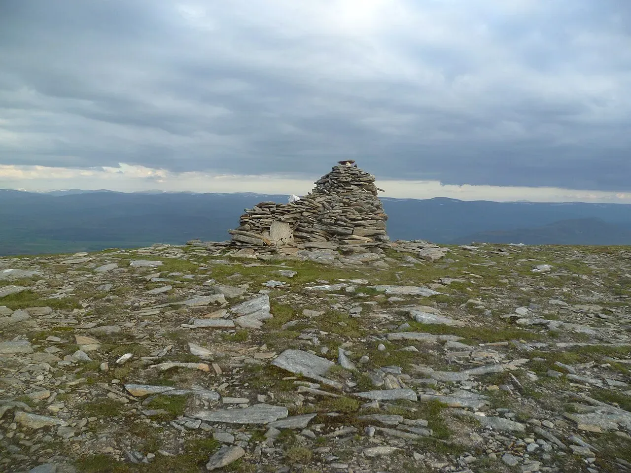 View of A' Chailleach (Monadhliath) (929m), Cairngorms, Scotland