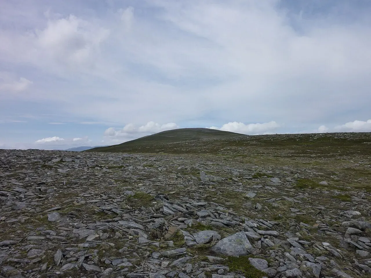 View of Geal-charn (Drumochter) (917m), Cairngorms, Scotland